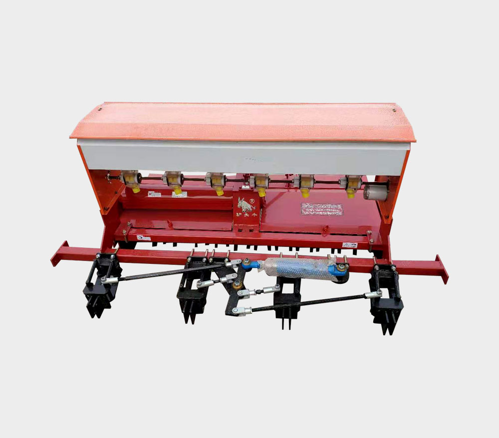 18款輕型三壟旋耕機(jī)（帶肥箱調(diào)壟大小）適合60-90馬力拖拉機(jī)